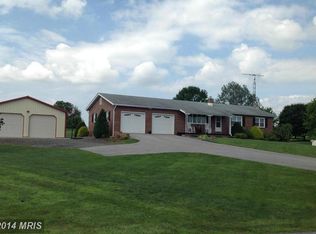 6298 Montgomery Church Rd, Greencastle, PA 17225