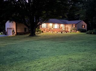 5 Insalaco Dr, Windham, CT 06280