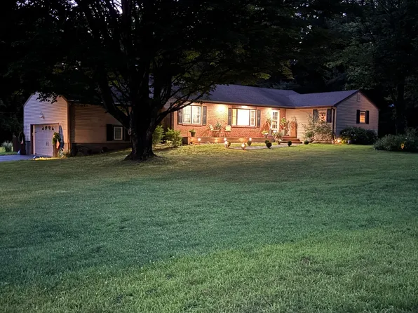 5 Insalaco Drive, Windham, CT 06280