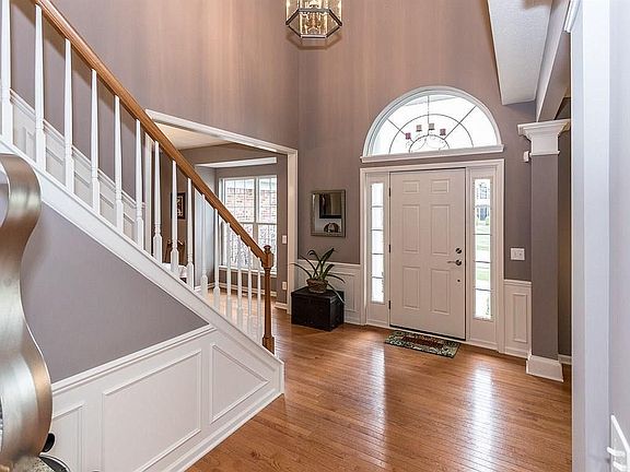 3rd image of 13418 Silverstone Dr