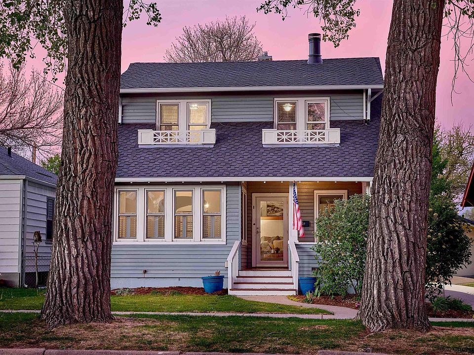 1st image of 3127 Thomes Ave