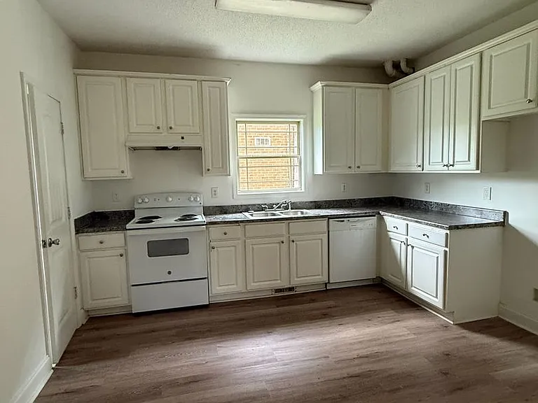 8189 Spillers Dr SW — Photo 33