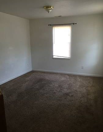 4th image of 24 Woodland St