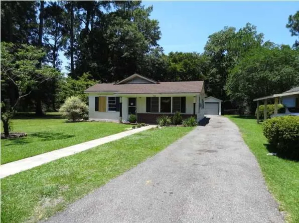 708 Lundys Ln, Mobile, AL 36606