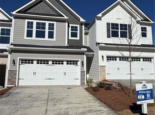 28 Trace Blf, Dawsonville, GA