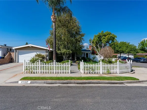 27233 Rockgrove Ave, Santa Clarita, CA 91351