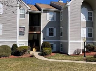 1118 Washington Grn, New Windsor, NY 12553