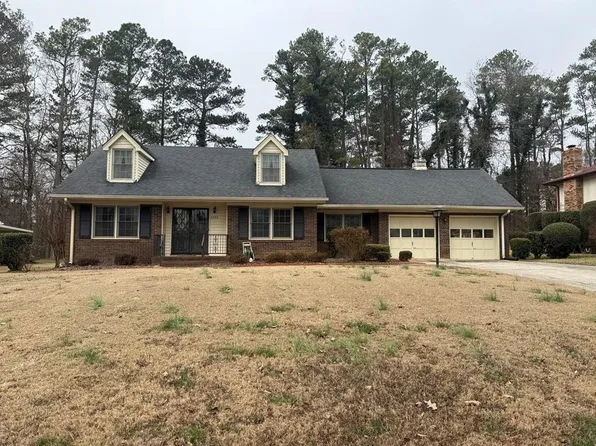 5705 Orly Ter, College Park, GA 30349