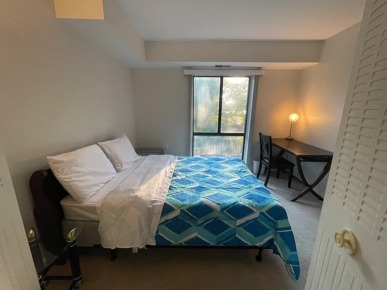 613 Center St — Photo 19