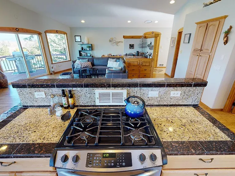 94451 Jerrys Flat Rd — Photo 21