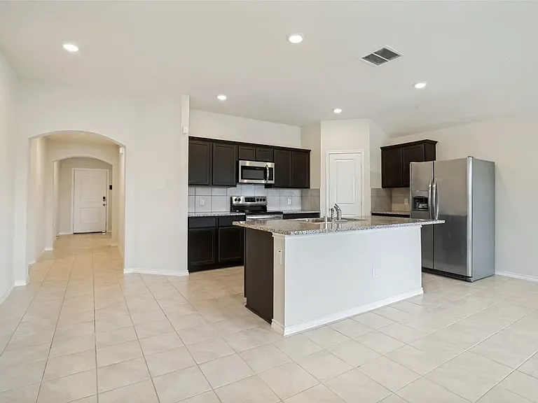 908 Horton St — Photo 7