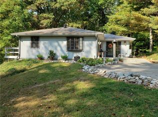 715 E Country Ln, Martinsville, IN 46151