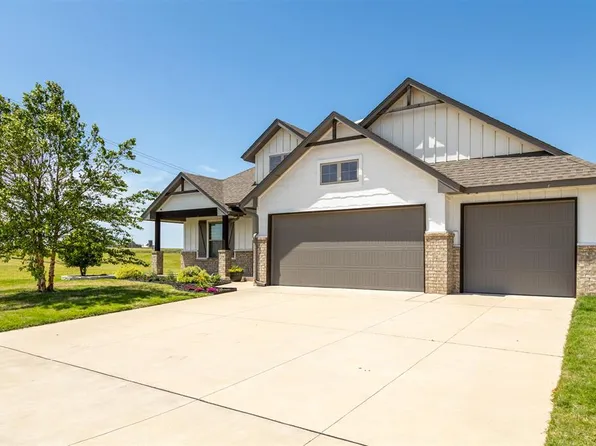 704 Side Track Rd, Yukon, OK 73099