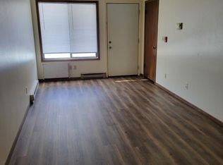 120 S Well St APT 10, Gilman, WI 54433