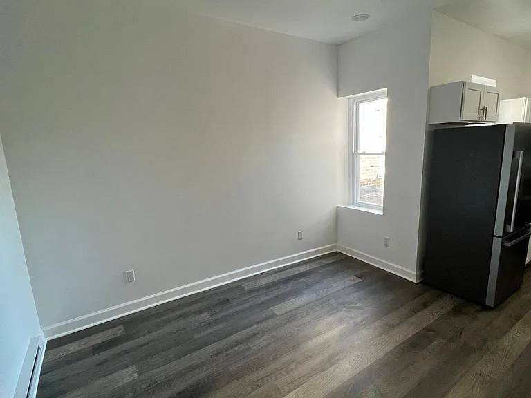 1225 N 54th St #2 — Photo 8