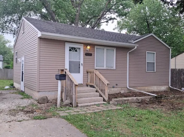 2833 N Butrick St, Waukegan, IL 60087