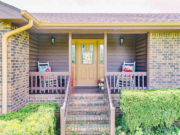 2nd image of 358 Coan Dr