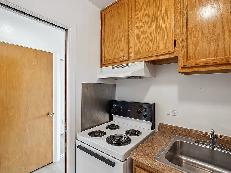 10 Lupine Ave — Photo 9