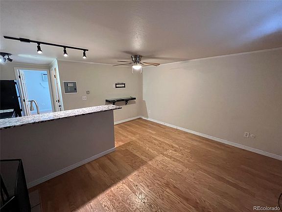 4th image of 336 N Grant Street #208