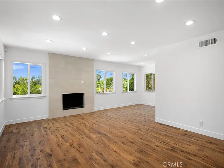 10404 Leolang Ave — Photo 4