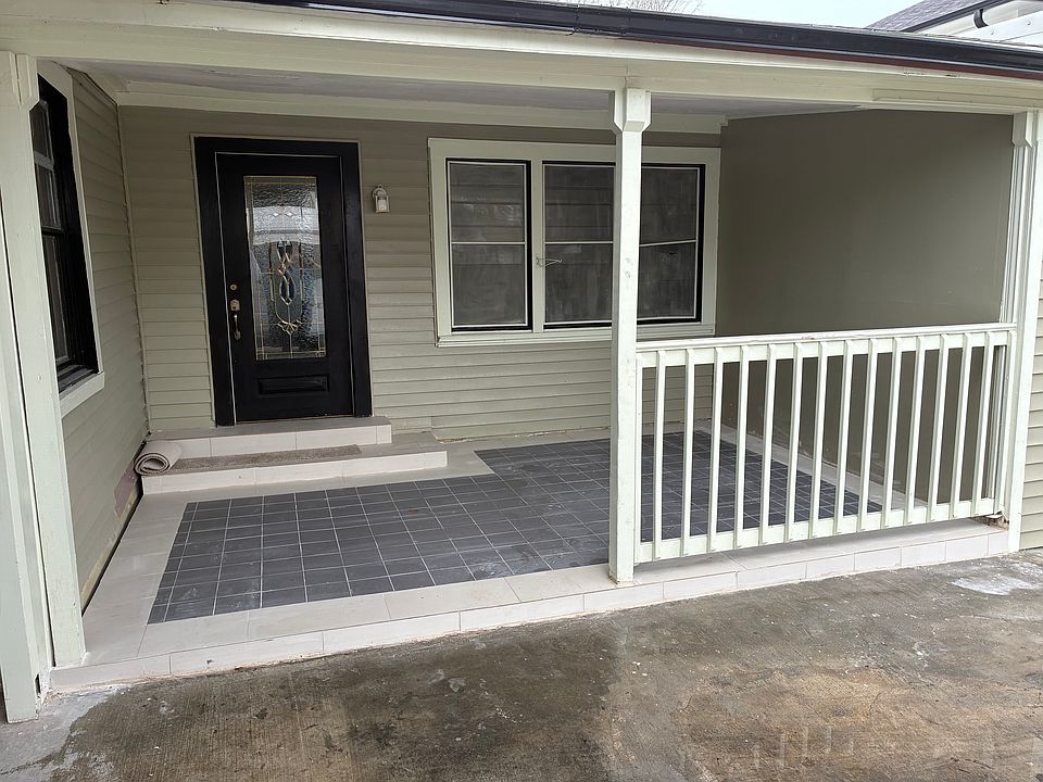 1st image of 3919 Edison St #A