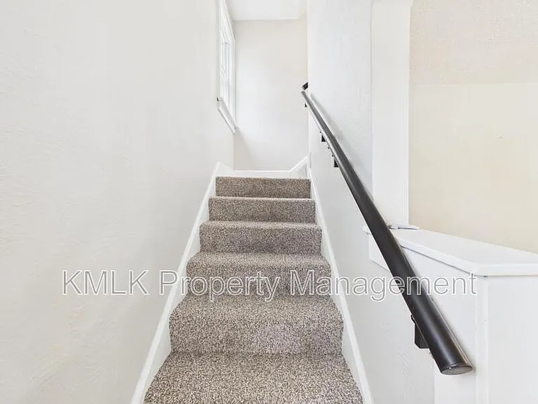 2899 Northland St — Photo 23