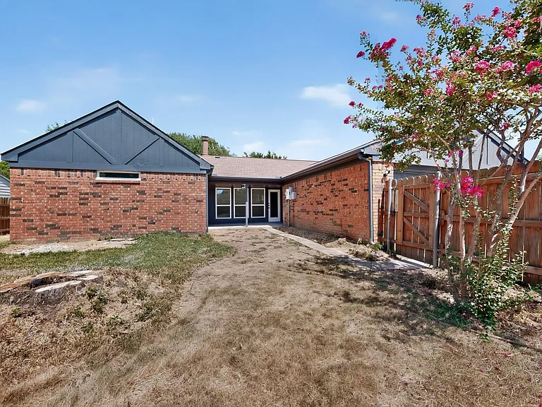 215 Aspenway Dr — Photo 42