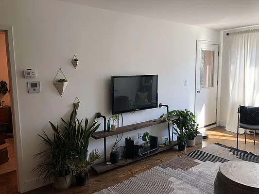 Rented by Coda Real Estate NYC | media 17