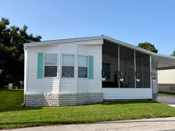 5707 Viau Way, Zephyrhills, FL 33540