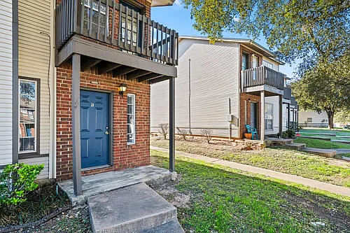 1810 River Crossing Cir #D Photo 1