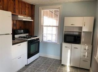18 Clarke Ct #1, Sharon, MA 02067