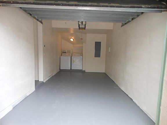 4th image of 1858 NE 5th St #1401
