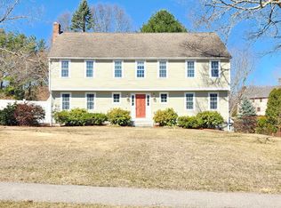 15 Crownridge Rd, Westborough, MA 01581