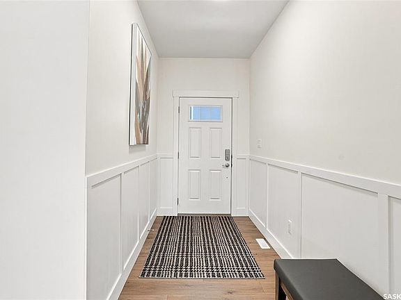 3rd image of UNIT 66-900 St Andrews LANE