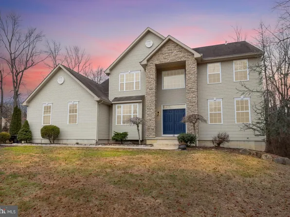 13 Hart Ln, Sewell, NJ 08080