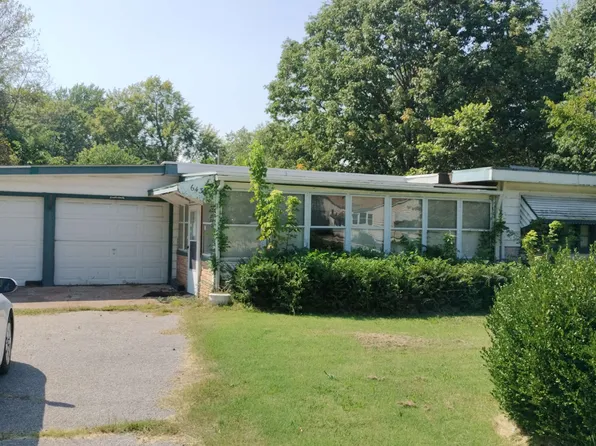 6433 Old Collinsville Rd, Fairview Heights, IL 62208