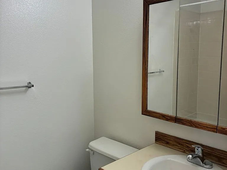 3711 Carleton Ave — Photo 12