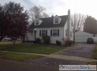 750 Magnolia Rd, Hellertown, PA 18055