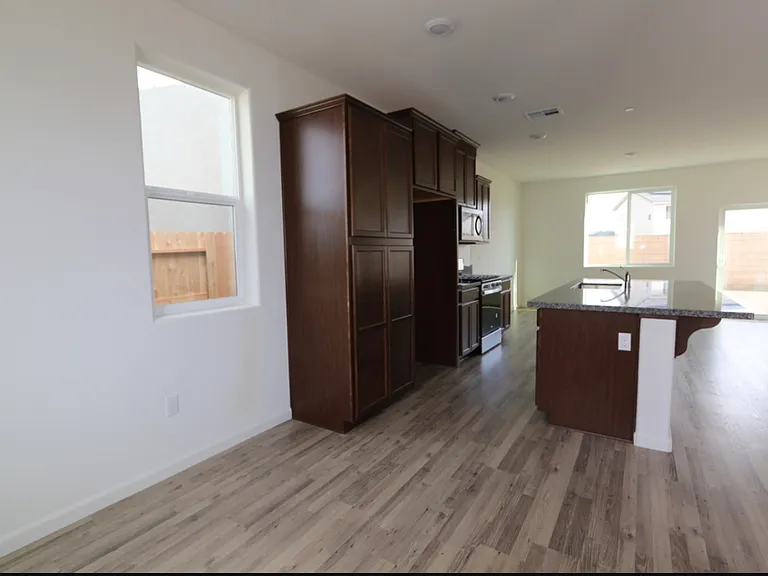 2224 S Crumal St — Photo 3