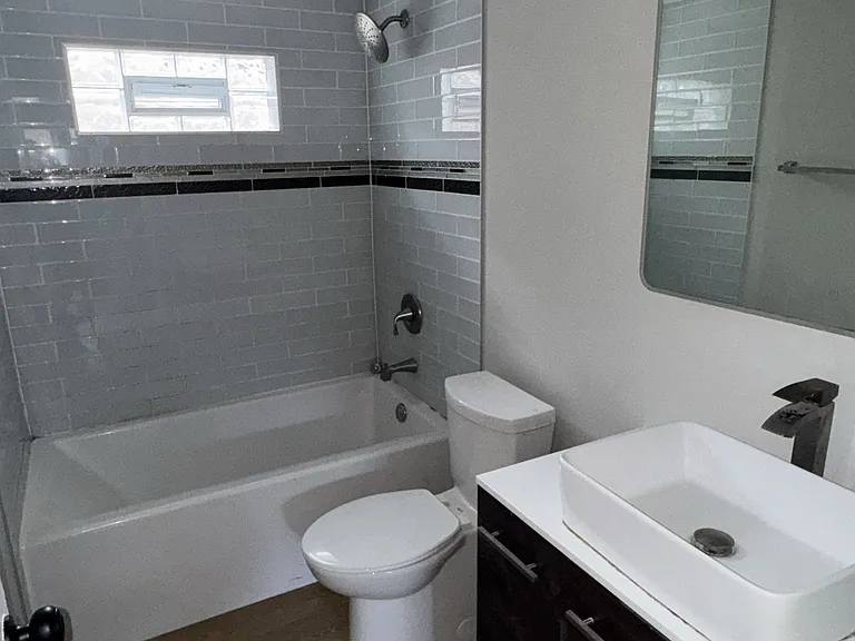 14514 Minerva Ave — Photo 6
