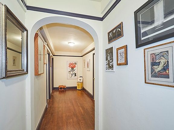 5th image of 2 Beekman Pl #8F