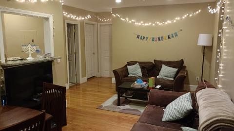 1st image of 73 Egmont St APT 1