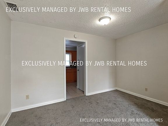 3rd image of 3126 Belden St APT 3