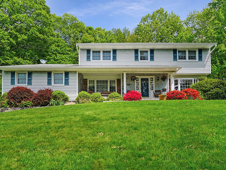 1st image of 2322 Vista Ct