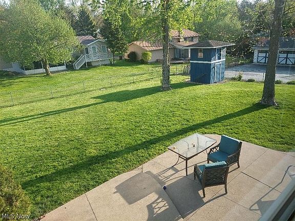 3rd image of 2924 Burr Oak Dr