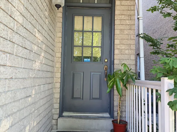 212 Maple Sugar Ln, Vaughan, ON L4J 9A8