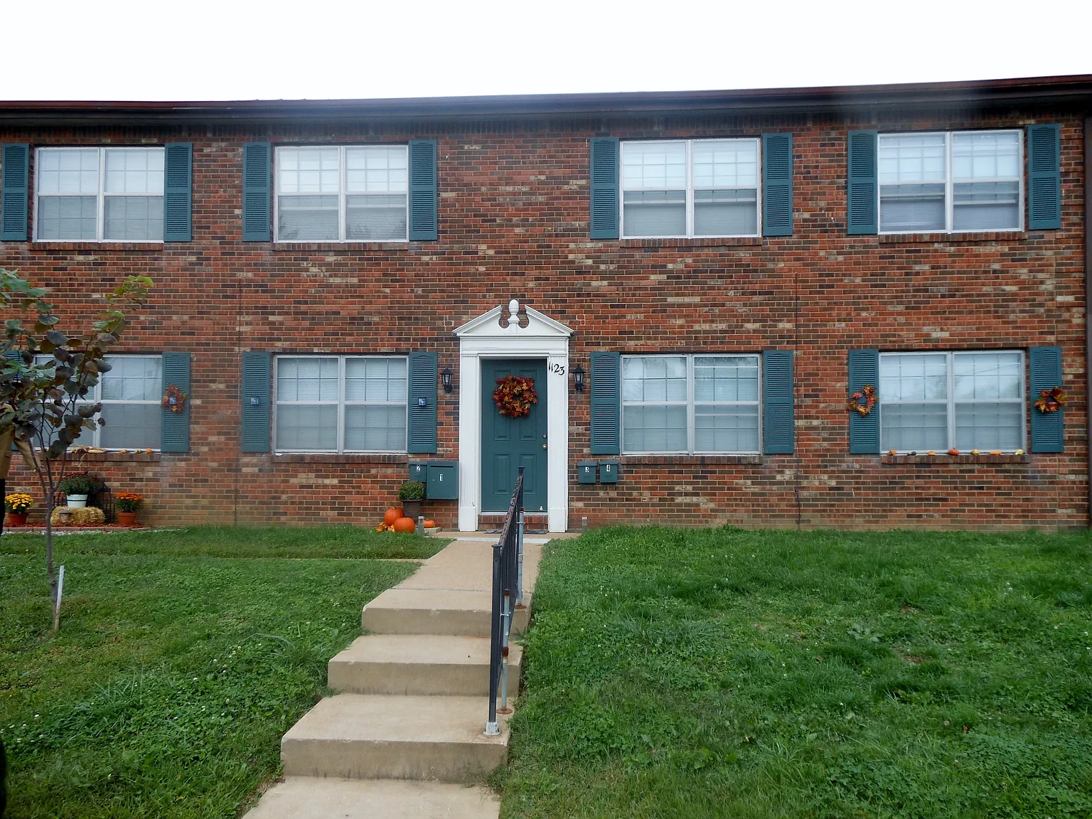1123 Express Dr photo 1