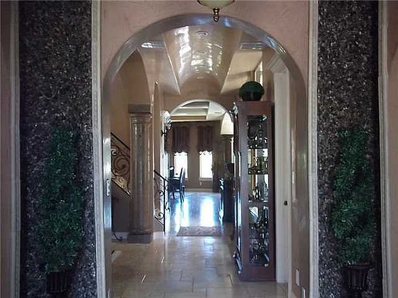 4th image of 6216 Franklin Hawk Ave