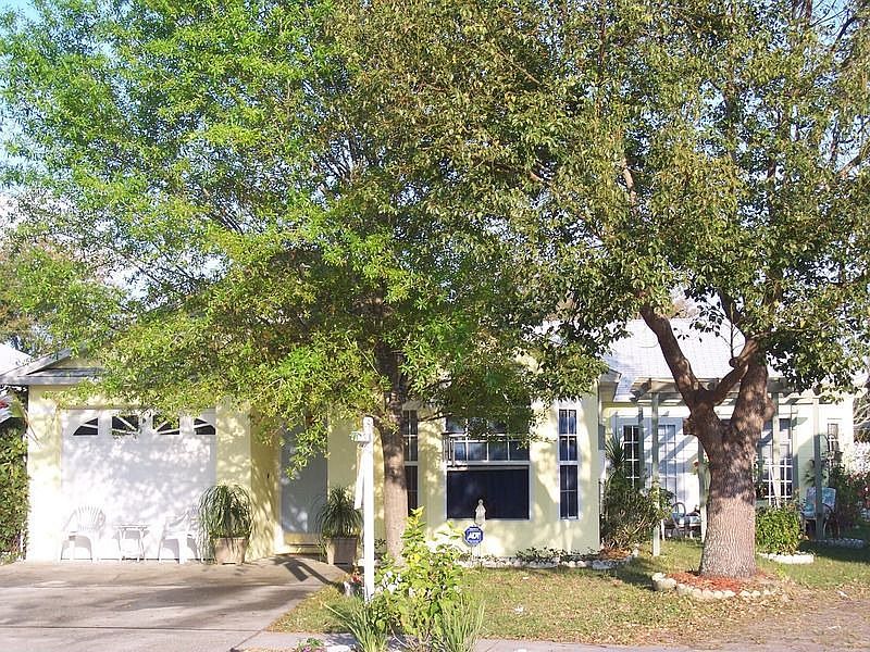 4/3 w inlaw suite
