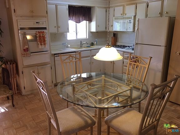 2nd image of 93 Desert Rose Dr